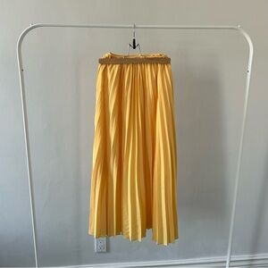 OAK + FORT Yellow Midi Pleated A-Line Skirt